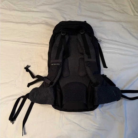 Kelly RedWing 32 hiking/outdoor backpack